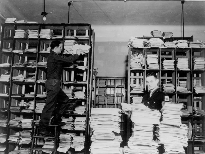 How AI interprets history: New sandpit project investigates application of AI to analyze genocide tribunal archives U.S. Army personnel are sorting through stacks of German documents that were collected by war crimes investigators as evidence for the trial before the International Military Tribunal for the Prosecution of War Criminals in Nuremberg